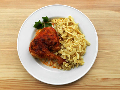 Griechische Hilopies mit Hühnchen