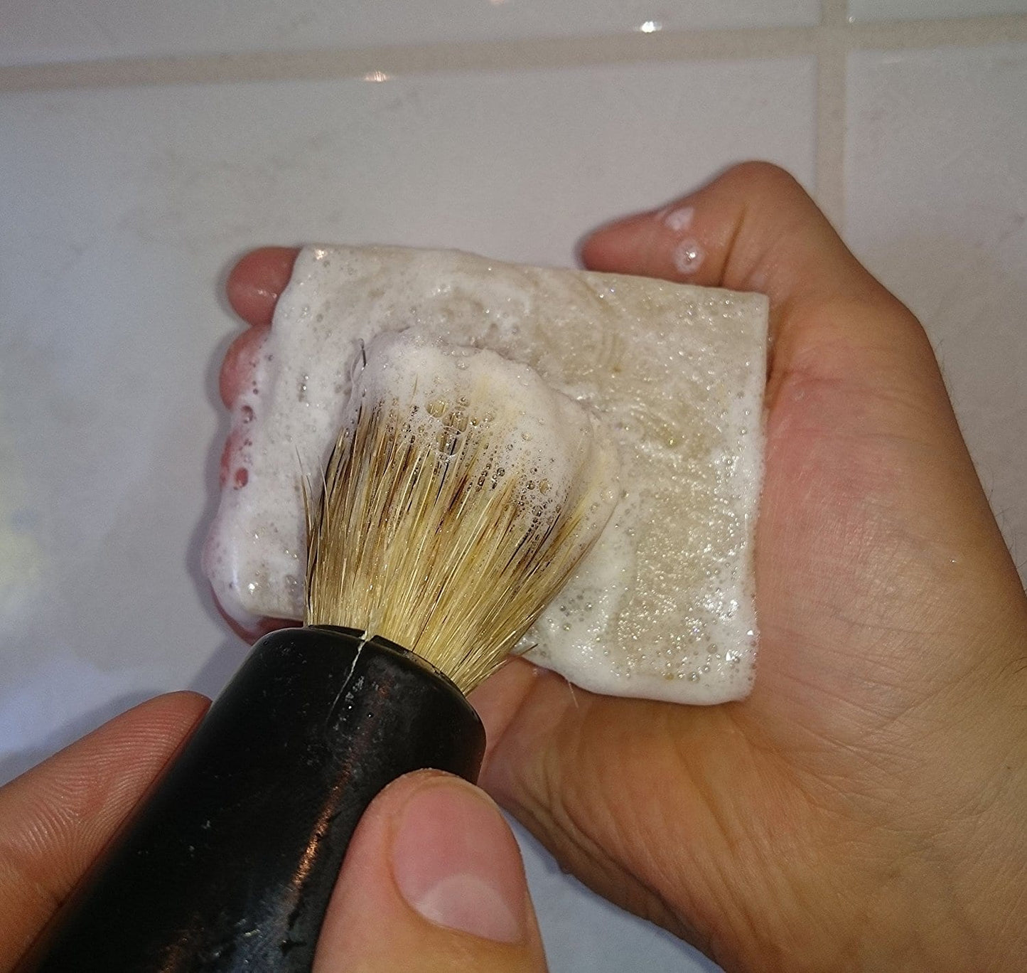 Rasierseife mit Pinsel