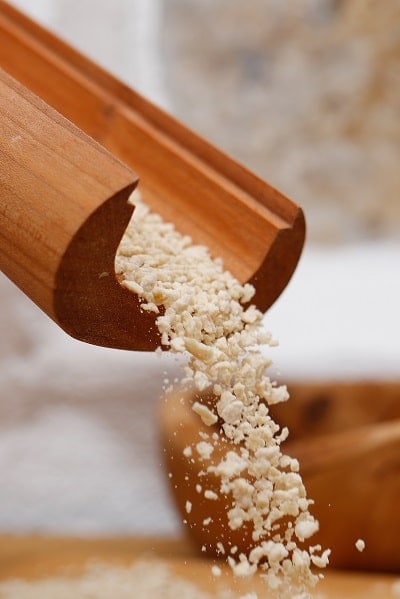 Griechischer Trahana bei der Herstellung