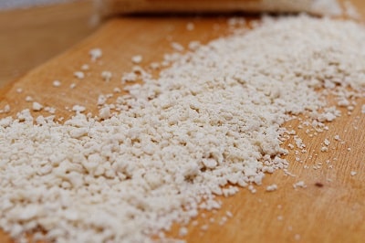 Griechischer Trahana auf dem Tisch lose